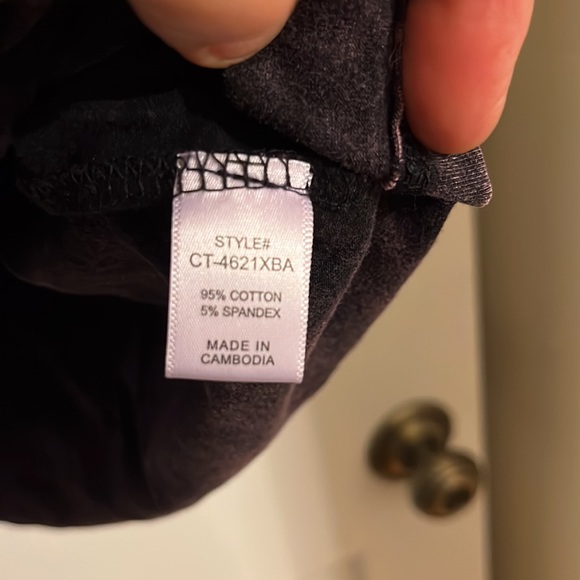 zenana outfitters 2X purple stonewash shirt - Picture 3 of 6